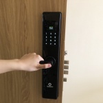 KHÓA VÂN TAY HOMEKIT 
