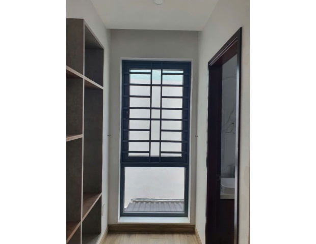 CỬA SỔ XINGFA 1 CÁNH CÓ KHUNG BẢO VỆ